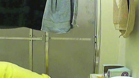 37084
